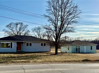 1213 W Main St, Richmond, MO 64085