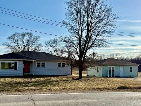 1213 W Main St, Richmond, MO 64085
