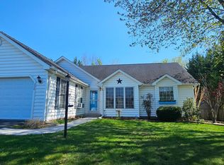 208 Senseny Glen Dr, Winchester, VA 22602