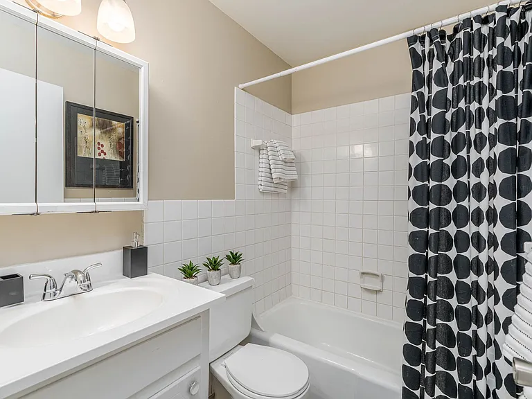 5621 Minnetonka Blvd — Photo 13