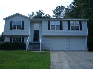 7597 Stonecliff Ct, Douglasville, GA 30134
