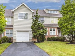 19 Flemming Dr, Hillsborough, NJ 08844