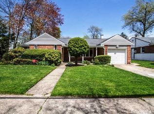 177 Charing Cross, Lynbrook, NY 11563