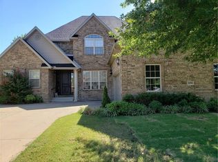 2270 N Thistle Dr, Fayetteville, AR 72704