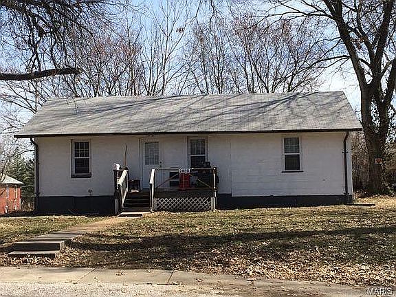 1st image of 2850 Lyndhurst Ave