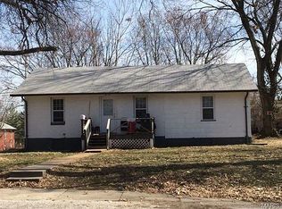2850 Lyndhurst Ave, Saint Louis, MO 63114