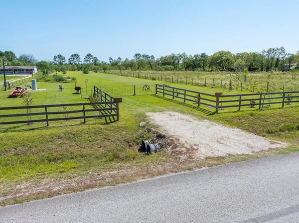 164 County Road 676, Dayton, TX 77535