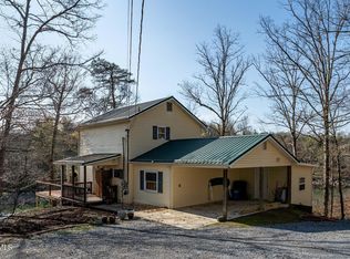 403 Deerlick Rd, Piney Flats, TN 37686