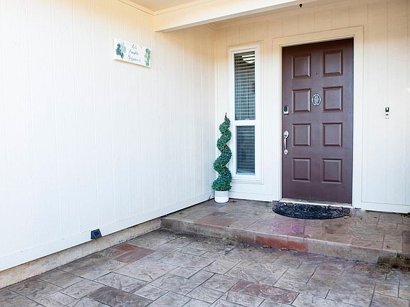 4th image of 4015 Pepperwood Dr