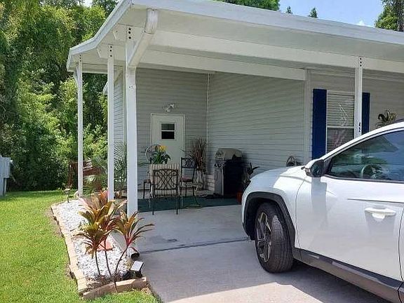 4th image of 42 Lake Pointe Dr
