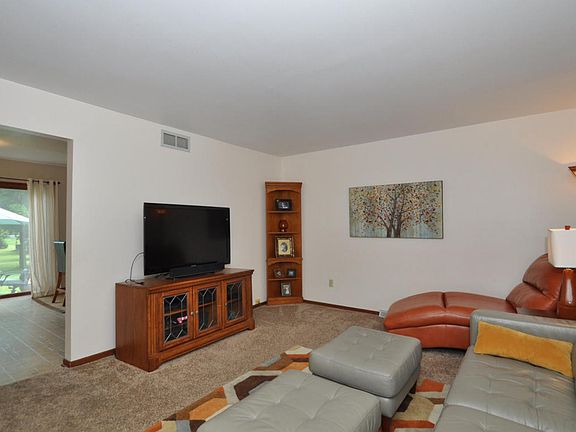 4th image of N17W5128 Garfield St #N17w5130