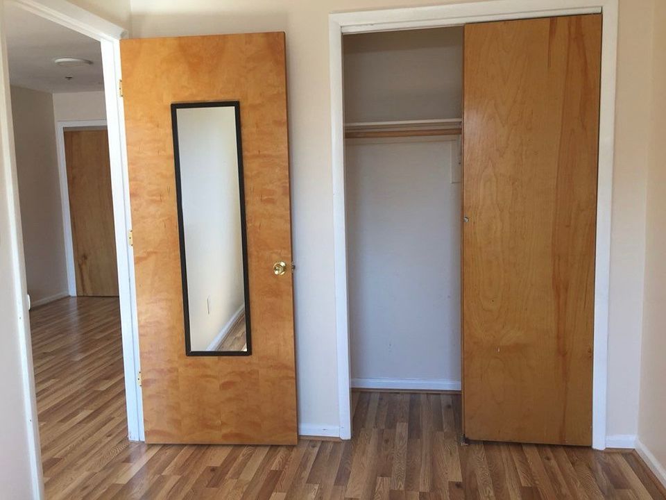 1st image of 23-20 Broadway #2B