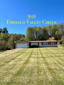 949 Emerald Valley Cir, Gate City, VA, 24251