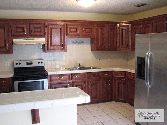 4th image of 5828 Linares St