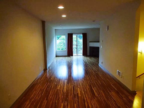 3rd image of 829 NW 97th St Unit B