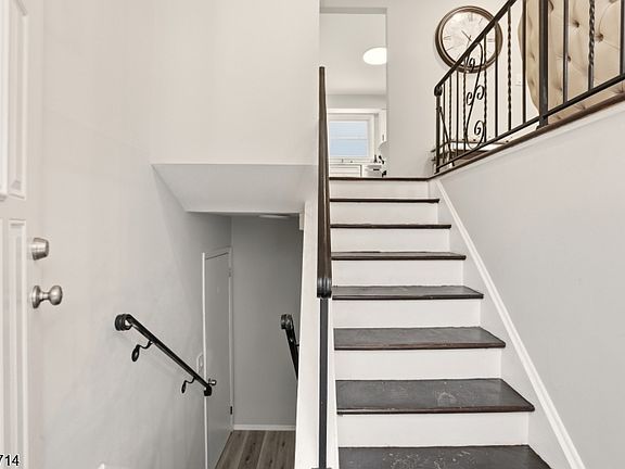 5th image of 1431 Compton Ter