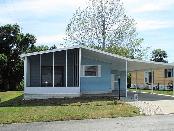 3rd image of 11642 Cove Ln
