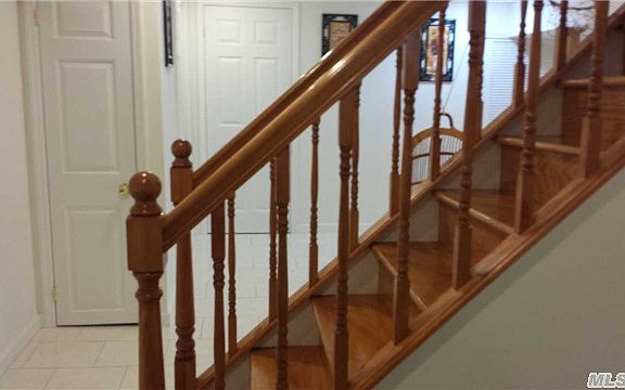 3rd image of 373 Bryn Mawr Rd