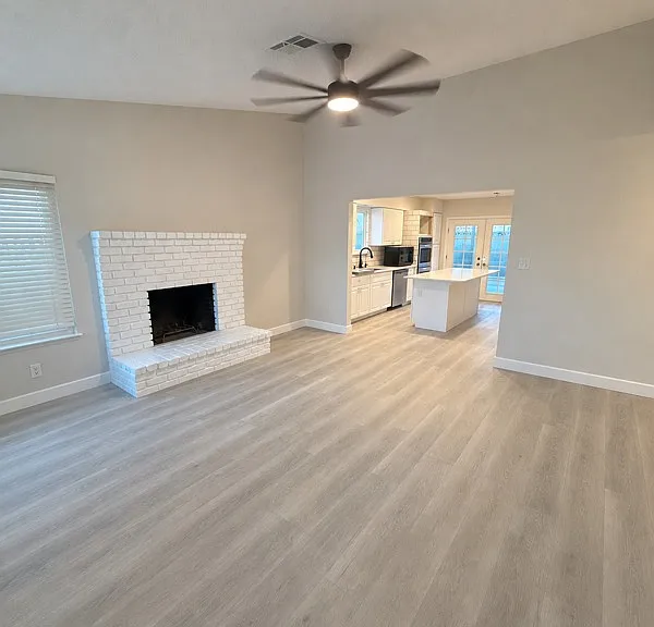8913 Torcello Dr — Photo 5