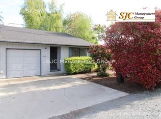 606 9th St SW, Puyallup, WA 98371