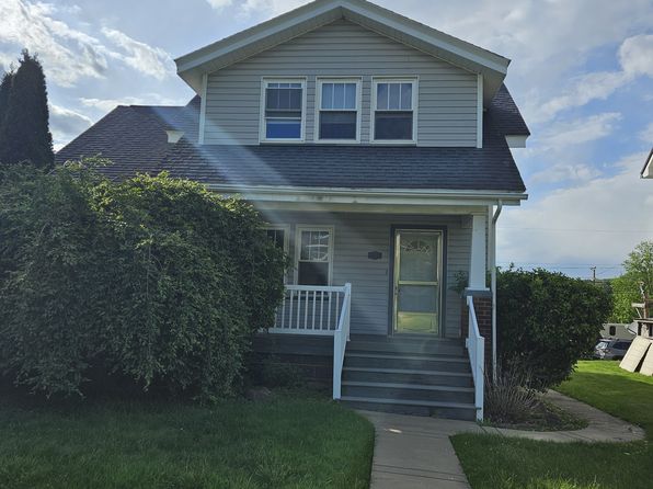 1725 Moore Ave