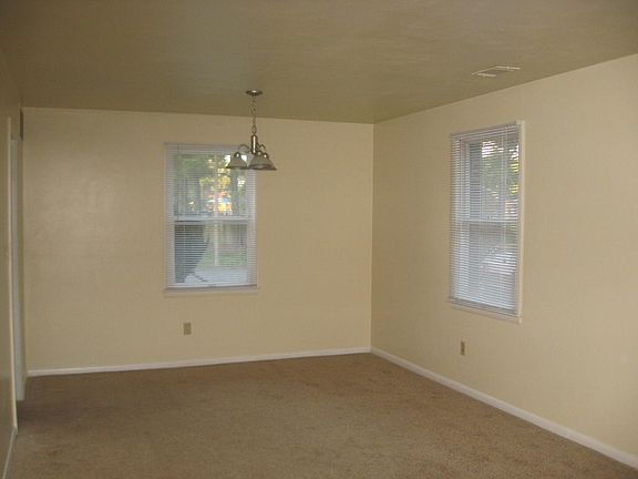 2nd image of 4226 Queenswood Dr APT C