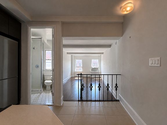 4th image of 1080 Amsterdam Ave Unit 1506