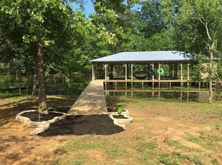 N Shore Dr, Scottsboro, AL 35769