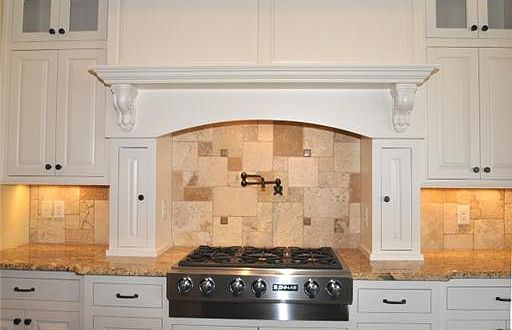 5th image of 7007 Balmoral Dr