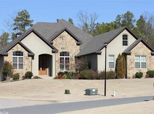 142 Breckenridge Ln, Maumelle, AR 72113