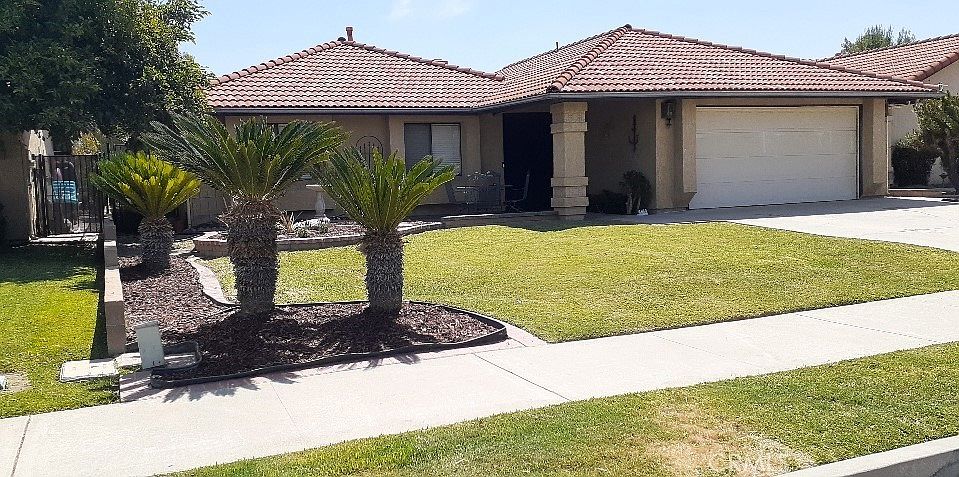 1st image of 1484 Pepper Tree Dr