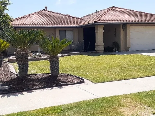 1484 Pepper Tree Dr, Hemet, CA 92545