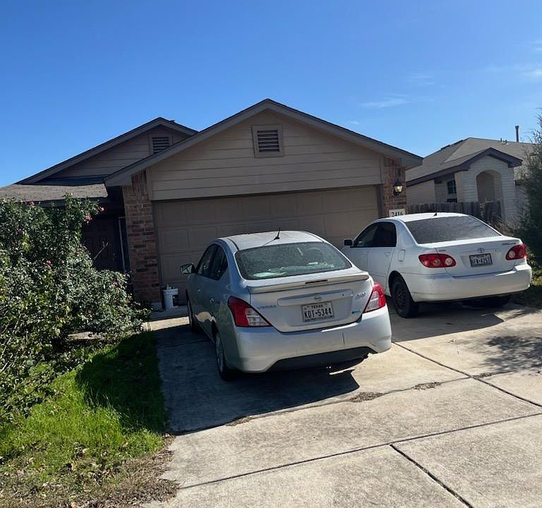 2nd image of 2416 Blue Sky Ln