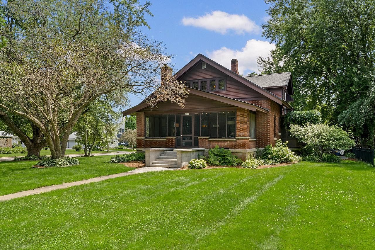 20477 W Ridge AVENUE, Galesville, WI 54630 | Zillow