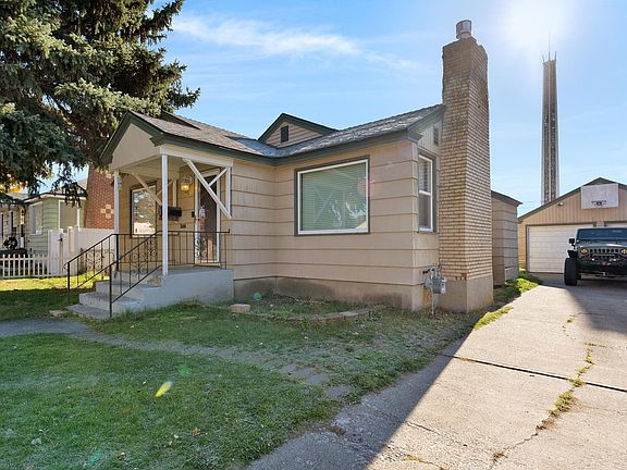 2nd image of 2611 W Hoffman Ave