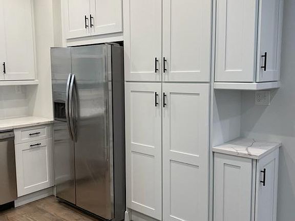 2nd image of 105 Centre St Floor 2
