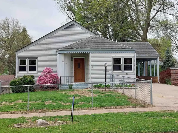 1012 E Corning St, Red Oak, IA 51566