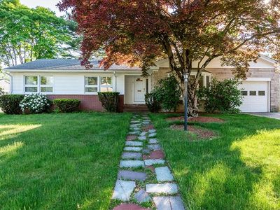 64 Amherst Rd, Cranston, RI, 02920