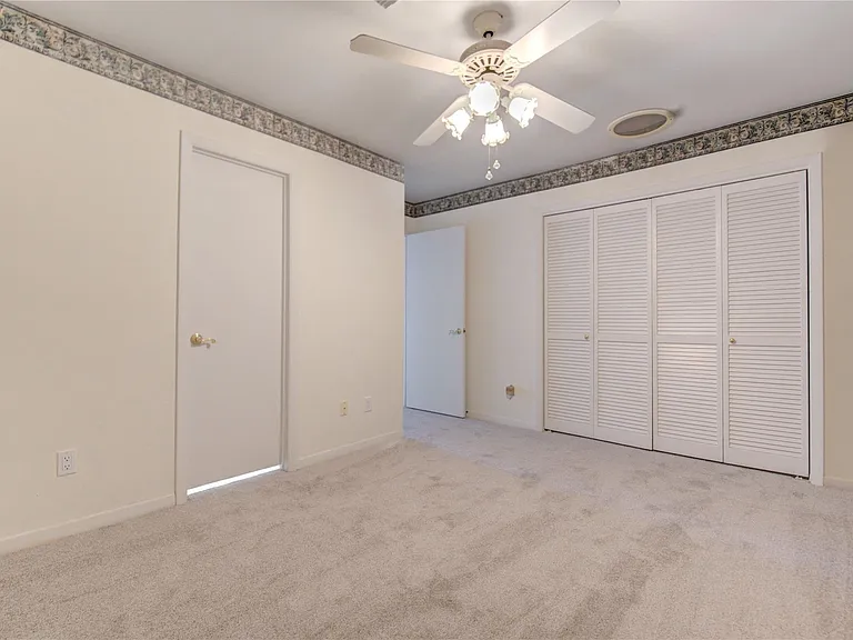 1927 Ash Meadow Dr — Photo 21