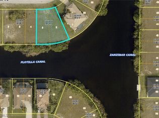 902 NW 18th Ter, Cape Coral, FL 33993