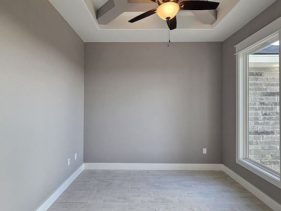 4th image of 133 Valley View Dr