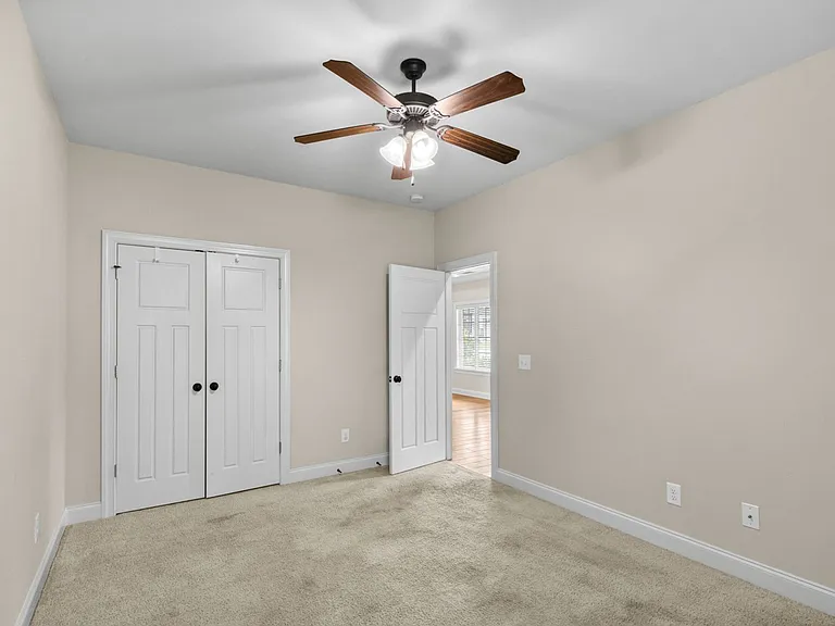 948 Starr Ct — Photo 22