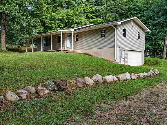 4th image of 3434 E County Road 900 N