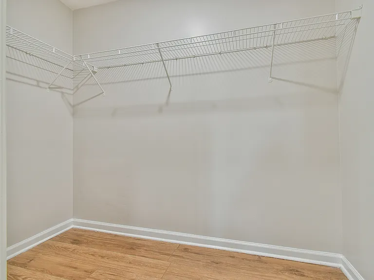 2529 Emma Way — Photo 27