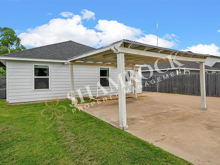 1107 Primrose Dr — Photo 28