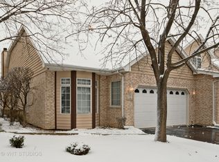 5 Moorings Dr, Palos Heights, IL 60463
