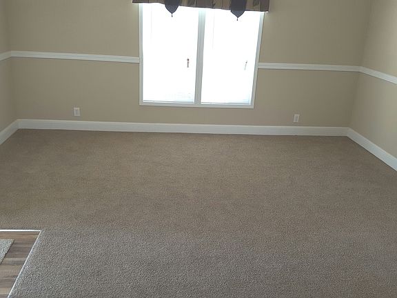 4th image of 3872 Covington Dr