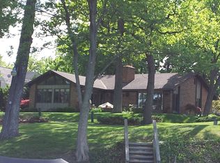 7181 2nd St, West Bloomfield, MI