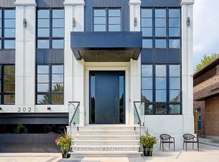 202 Carlton Rd, Markham, ON L3R3L8