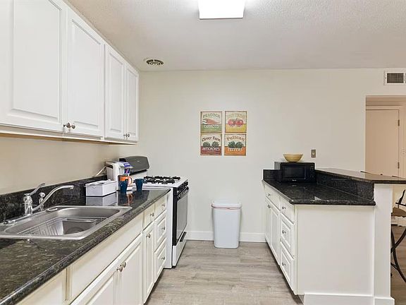 4th image of 1700 SW 16TH COURT #K24
